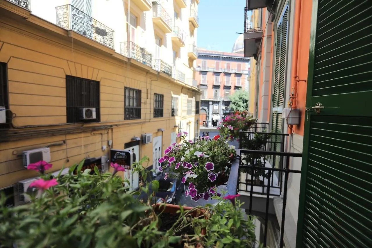 Bed and Breakfast Macchiato Suites Boutique Guest House Νάπολη