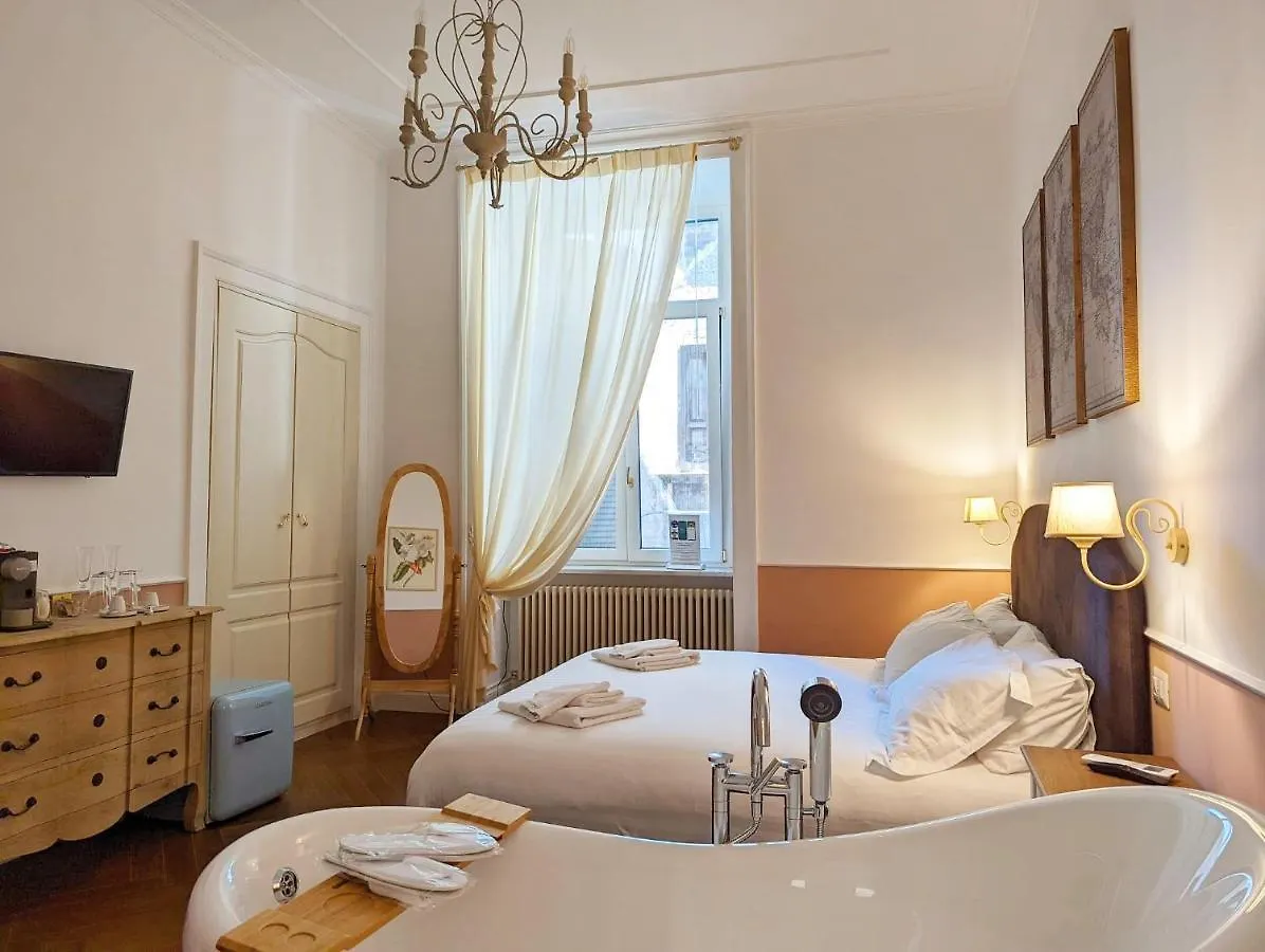 Macchiato Suites Boutique B&B Naples Couette-café